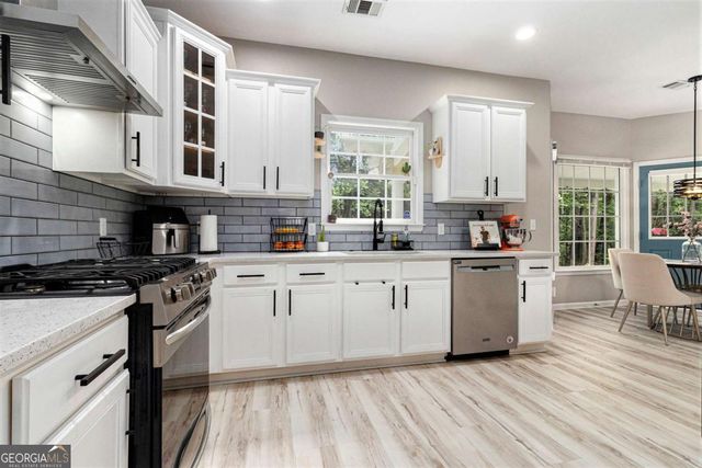 1611 Hillside Bend Crossing, Lawrenceville, GA 30043