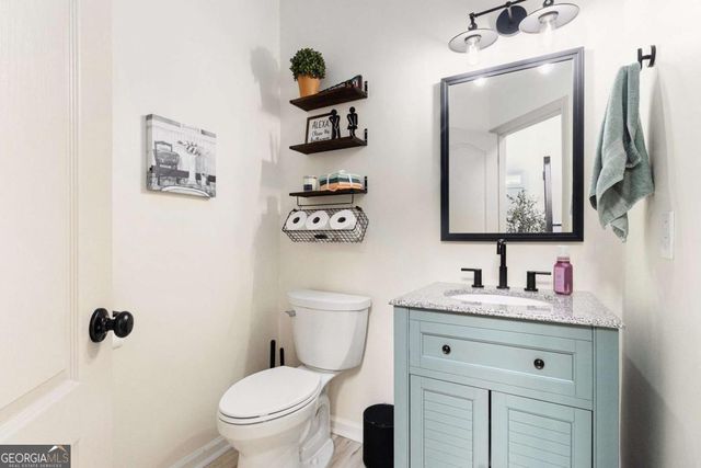 1611 Hillside Bend Crossing, Lawrenceville, GA 30043