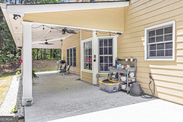 1611 Hillside Bend Crossing, Lawrenceville, GA 30043