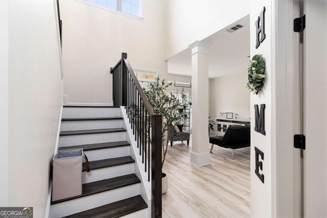 1611 Hillside Bend Crossing, Lawrenceville, GA 30043