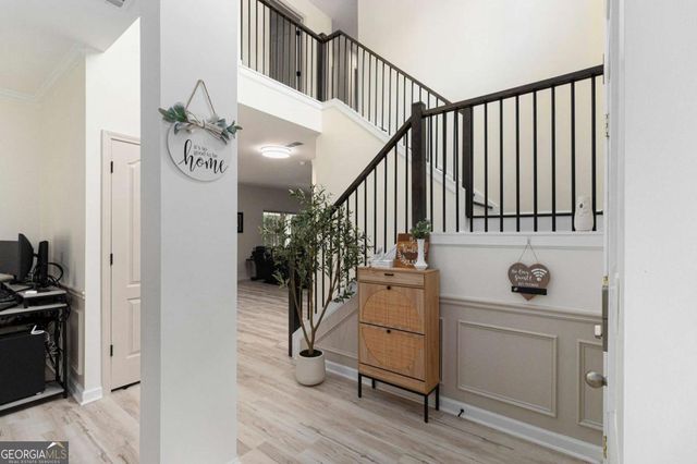 1611 Hillside Bend Crossing, Lawrenceville, GA 30043