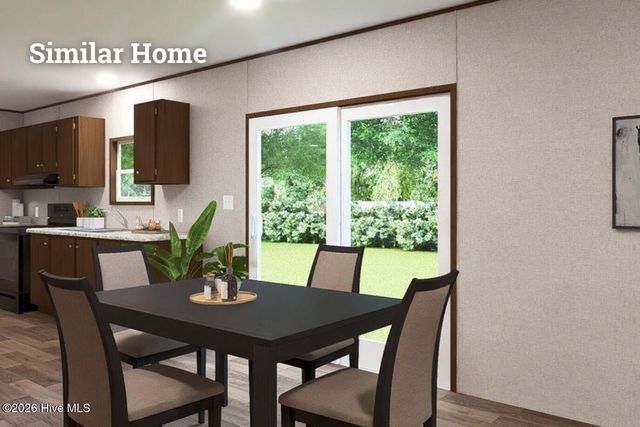 311 N Winchester Lane, Hubert, NC 28539