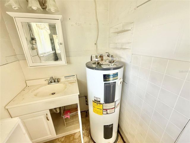 1620 MORIN STREET, Eustis, FL 32726