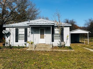 204 W Pecan Street, Sadler, TX 76264
