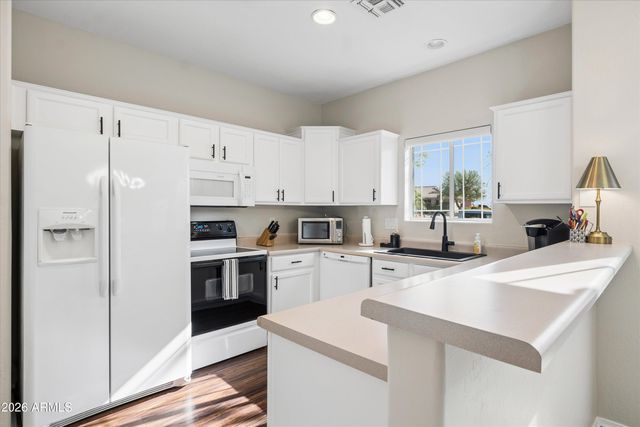 9750 N MONTEREY Drive 51, Fountain Hills, AZ 85268