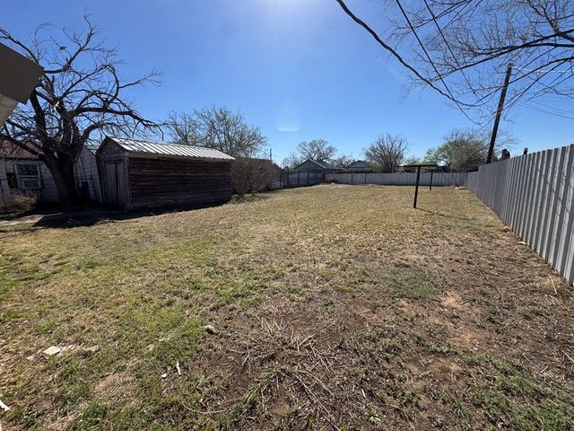 110 E 16th St, Big Spring, TX 79720