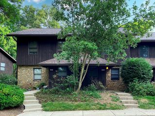 2344 E Winding Brook Circle, Bloomington, IN 47401