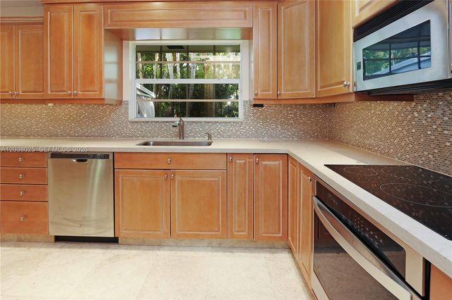 1030 Polk St 1030, Hollywood, FL 33019