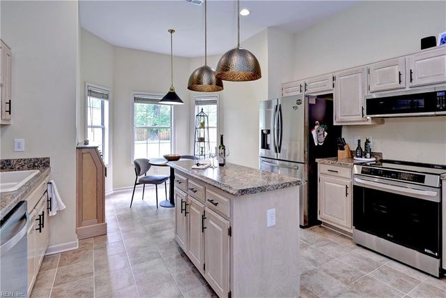 3513 Hunters RDG, Williamsburg, VA 23188