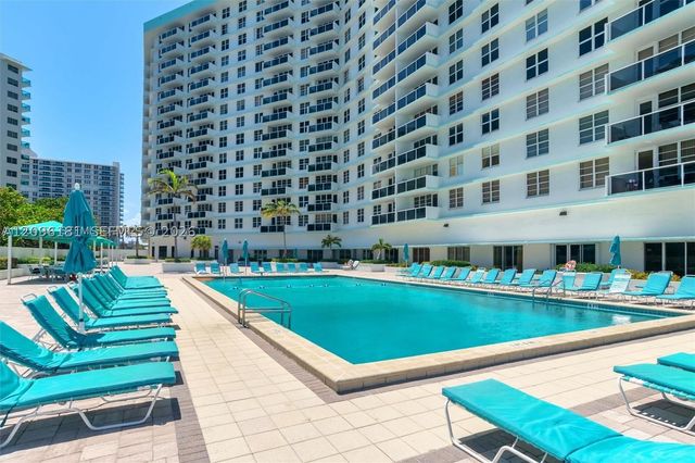 3725 S Ocean Dr 405, Hollywood, FL 33019