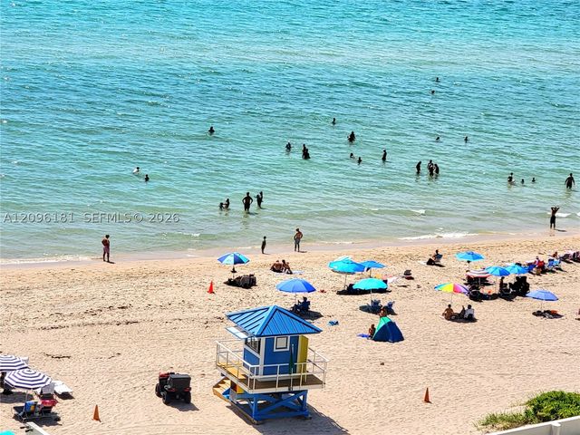 3725 S Ocean Dr 405, Hollywood, FL 33019