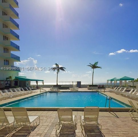 3725 S Ocean Dr 405, Hollywood, FL 33019