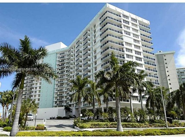 3725 S Ocean Dr 405, Hollywood, FL 33019