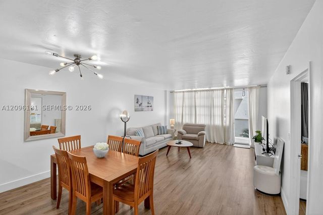 3725 S Ocean Dr 405, Hollywood, FL 33019