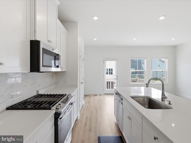 143 LYONS CREEK DR, Laurel, MD 20708