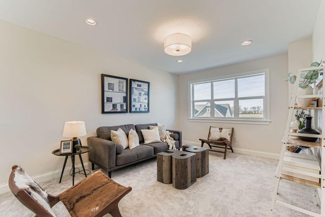 13722 Arrowhead Way, Rosemount, MN 55068