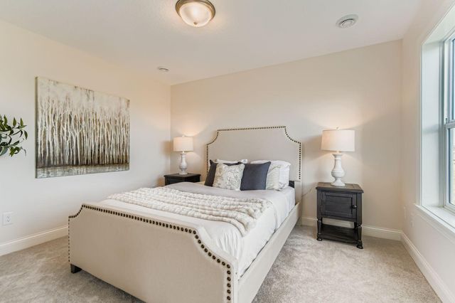 13722 Arrowhead Way, Rosemount, MN 55068