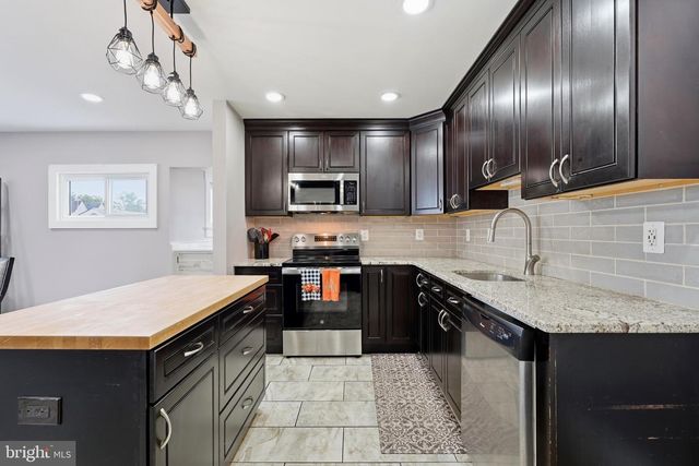319 POWELL RD, Springfield, PA 19064