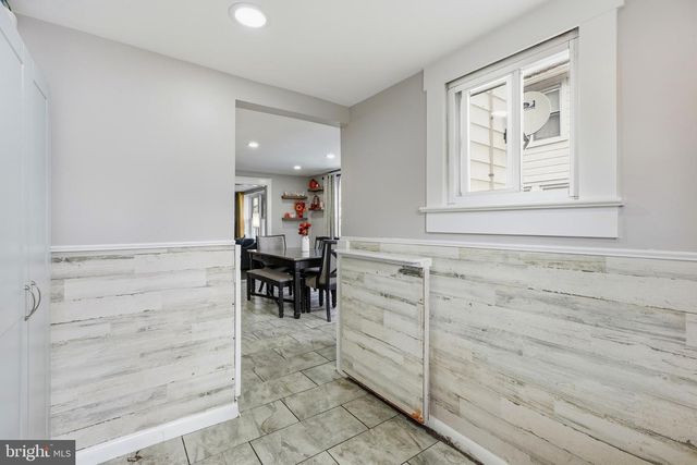 319 POWELL RD, Springfield, PA 19064