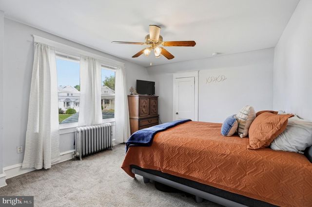 319 POWELL RD, Springfield, PA 19064