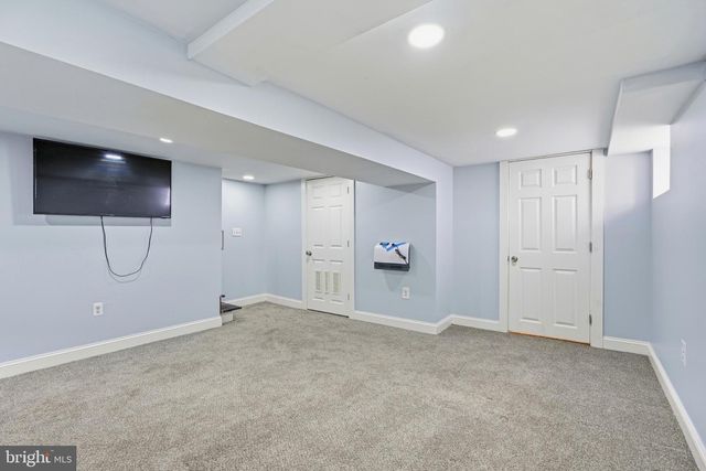 319 POWELL RD, Springfield, PA 19064