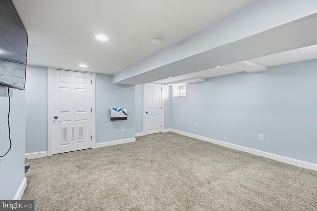 319 POWELL RD, Springfield, PA 19064