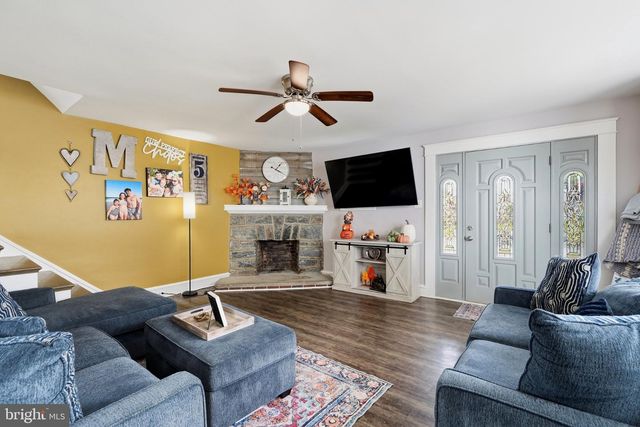 319 POWELL RD, Springfield, PA 19064