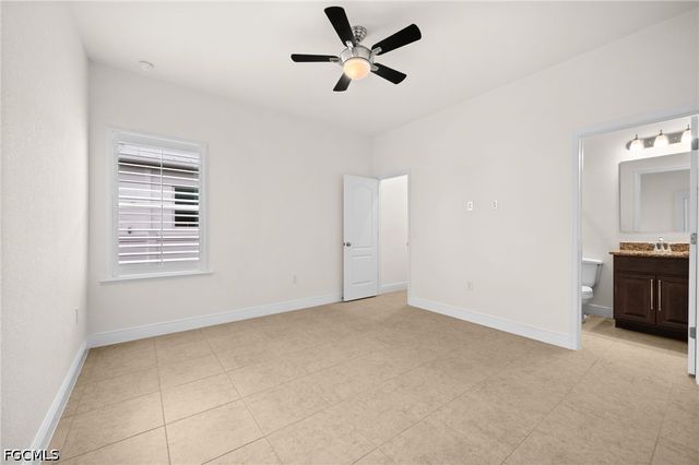 3731 NW 44th PL, Cape Coral, FL 33993