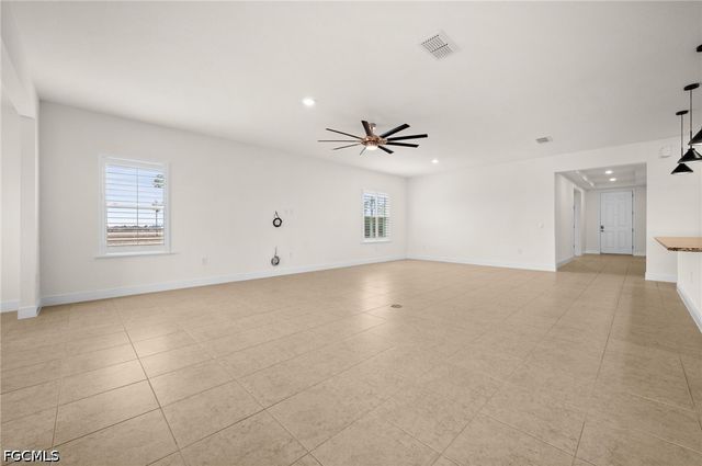 3731 NW 44th PL, Cape Coral, FL 33993