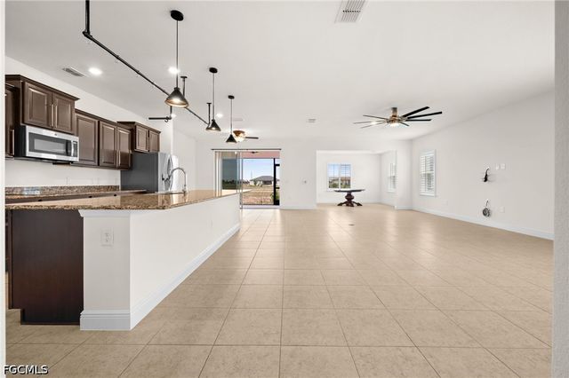 3731 NW 44th PL, Cape Coral, FL 33993