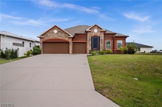 3731 NW 44th PL, Cape Coral, FL 33993