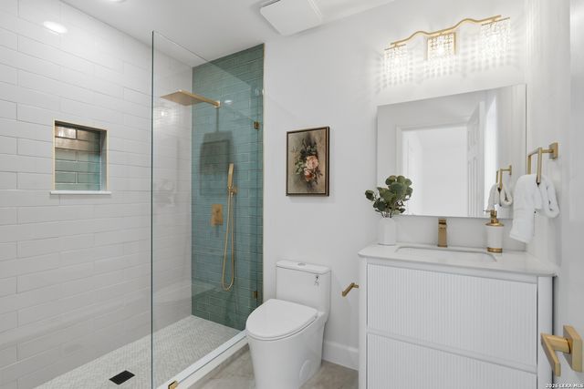 319 E Terra Alta, San Antonio, TX 78209