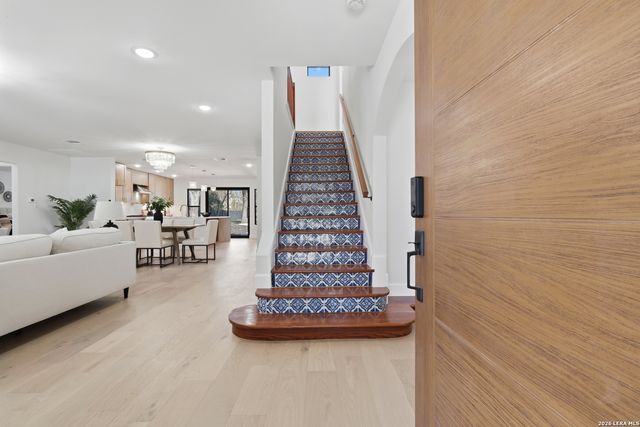 319 E Terra Alta, San Antonio, TX 78209