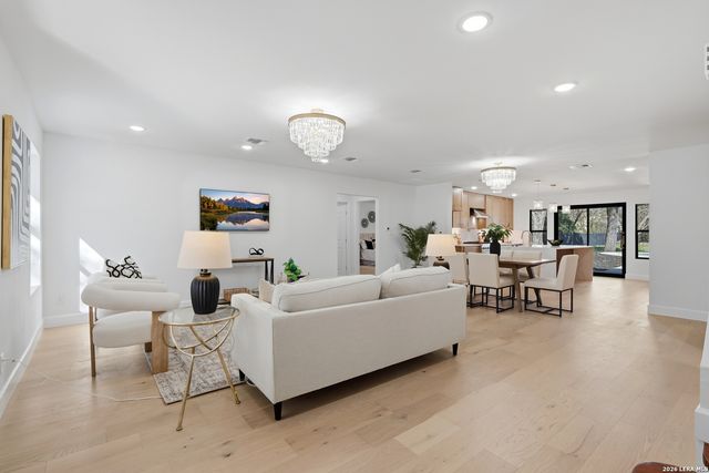 319 E Terra Alta, San Antonio, TX 78209