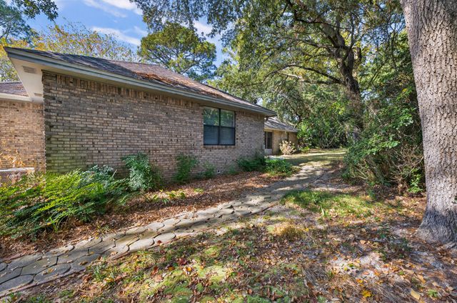 108 Bermuda Cove, Niceville, FL 32578