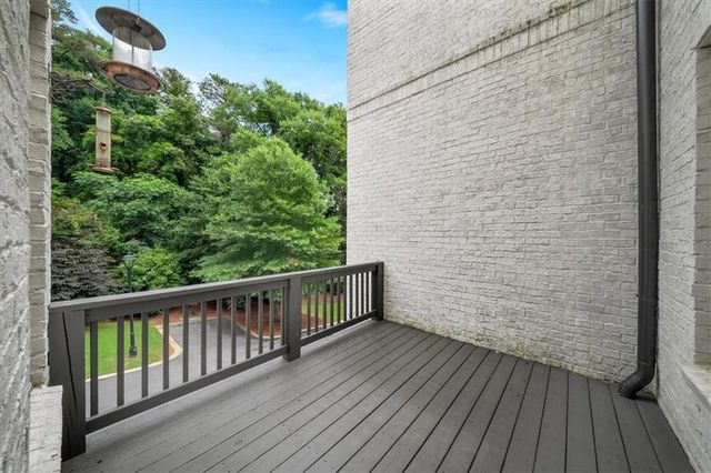 6083 Boylston Drive, Sandy Springs, GA 30328