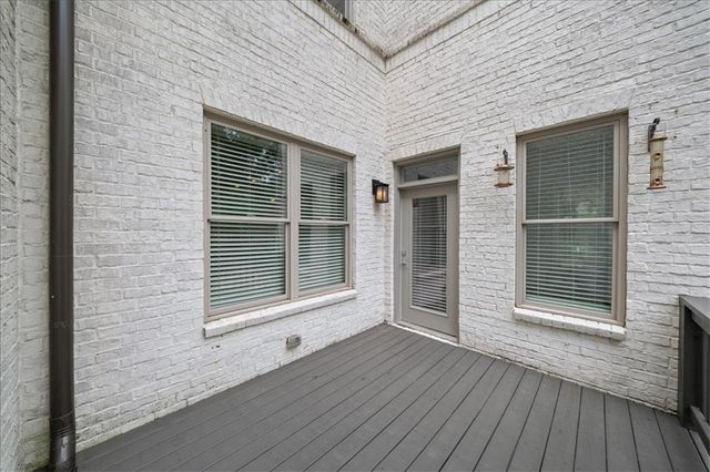 6083 Boylston Drive, Sandy Springs, GA 30328