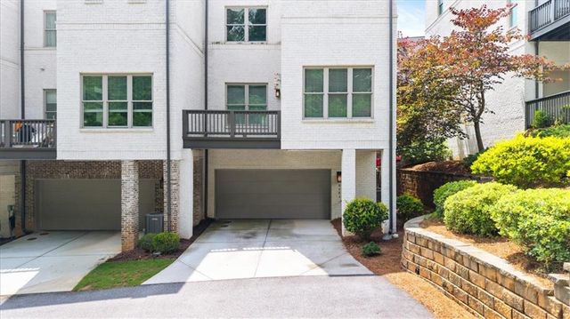 6083 Boylston Drive, Sandy Springs, GA 30328