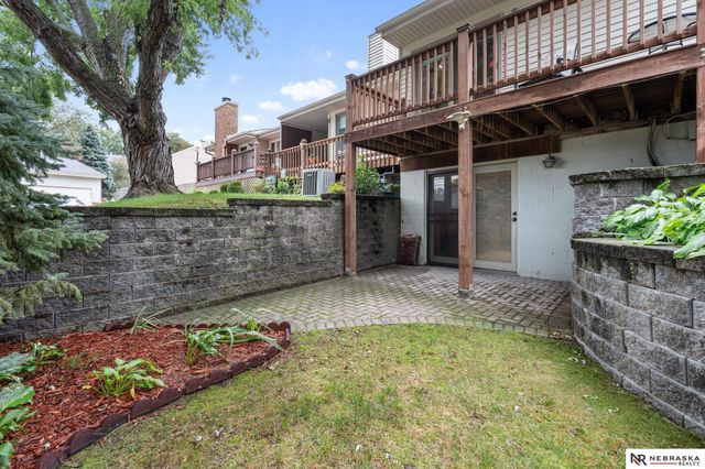 759 N 130th Plaza, Omaha, NE 68154