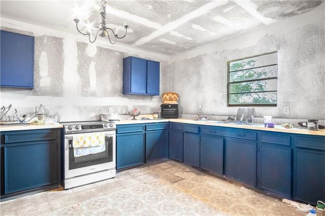 3905 N Los Ebanos Road, Mission, TX 78574