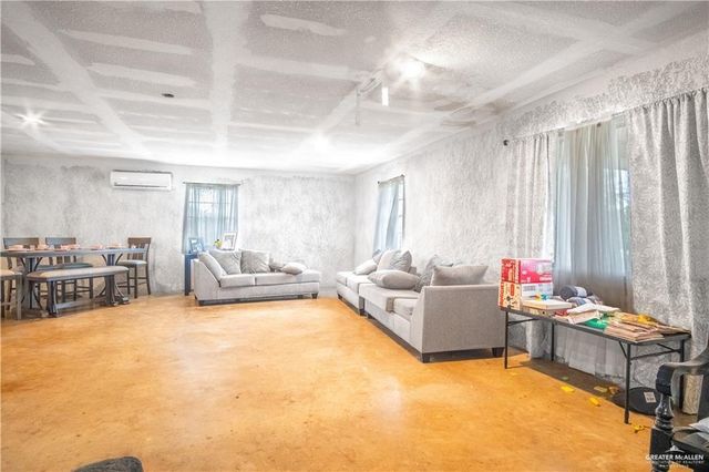 3905 N Los Ebanos Road, Mission, TX 78574