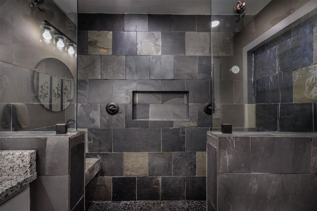 765 Rs County Road 3410, Emory, TX 75440