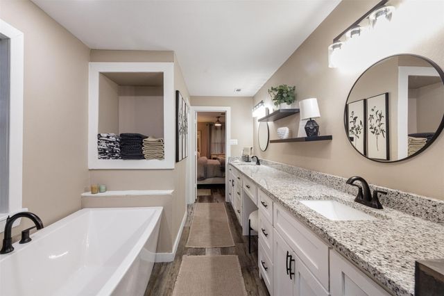 765 Rs County Road 3410, Emory, TX 75440