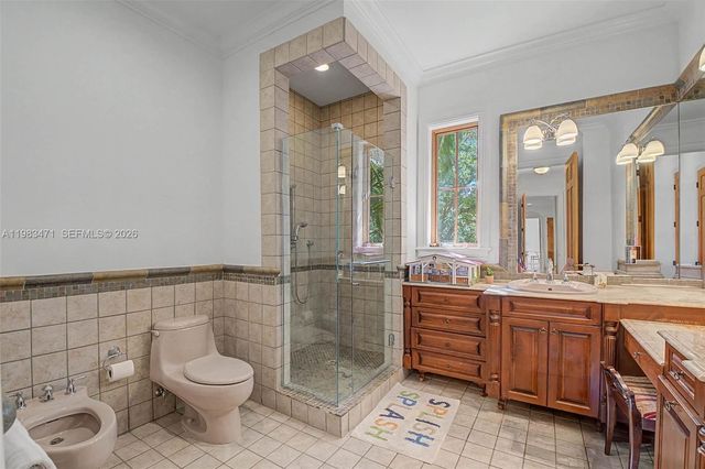 6075 SW 85th Ave, Miami, FL 33143