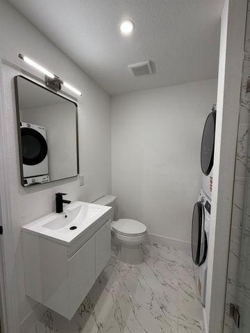 705 W Stanford A, Houston, TX 77019