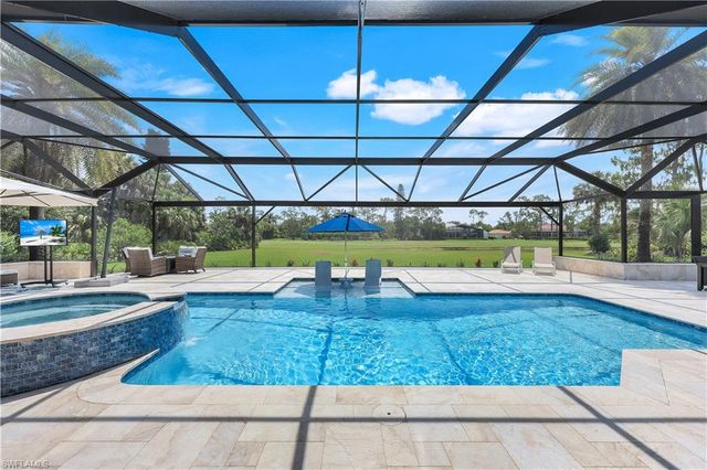 4701 Oak Leaf DR, Naples, FL 34119