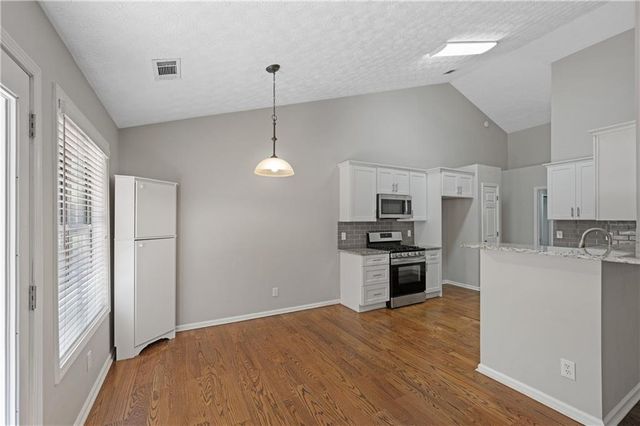 2481 Insdale Trace NW, Acworth, GA 30101