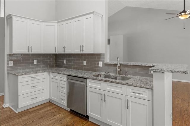 2481 Insdale Trace NW, Acworth, GA 30101