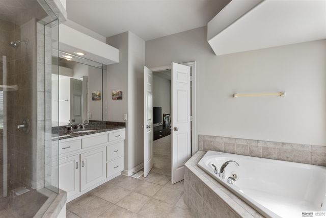 1403 N 133rd Street, Omaha, NE 68154