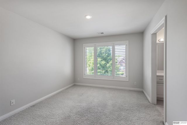 1403 N 133rd Street, Omaha, NE 68154